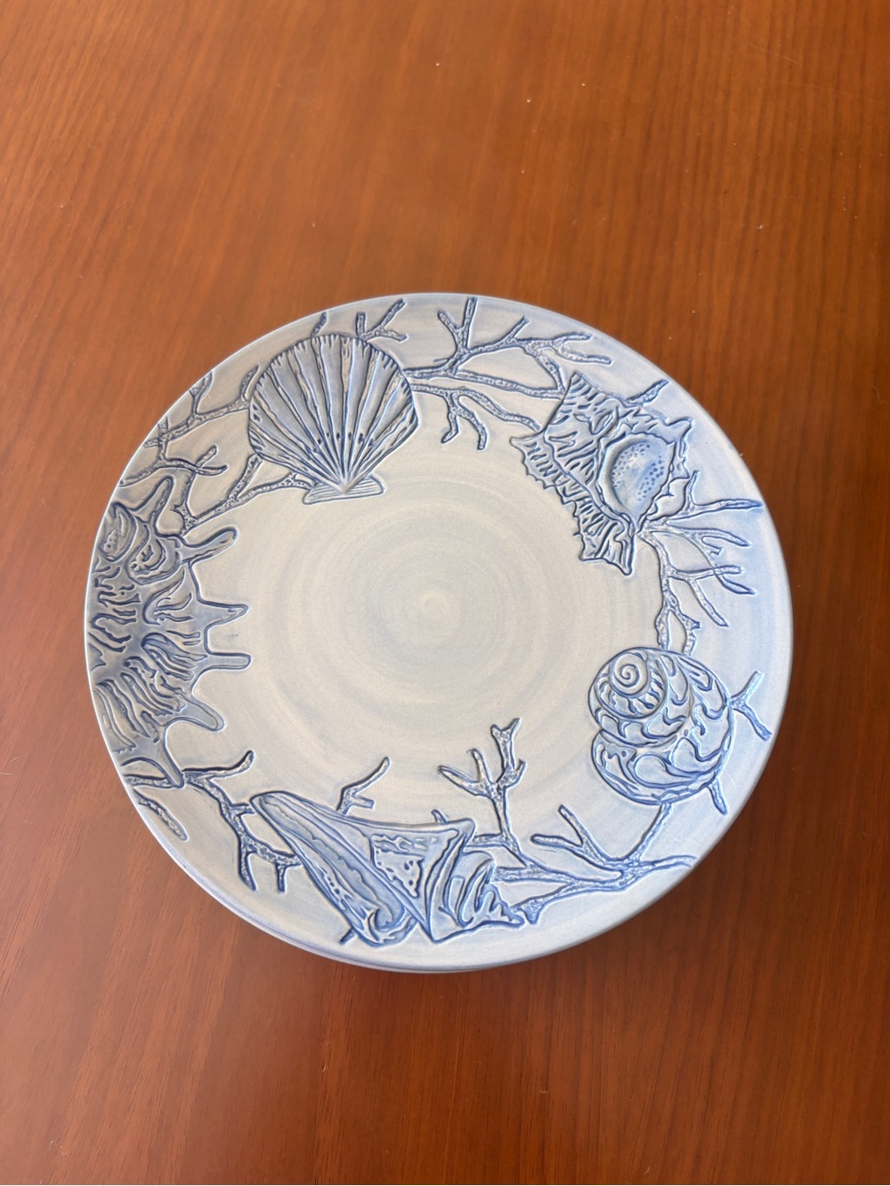 Pottery Barn Coastal Grandmother Sea Shell Ceramic Plates Set of 4